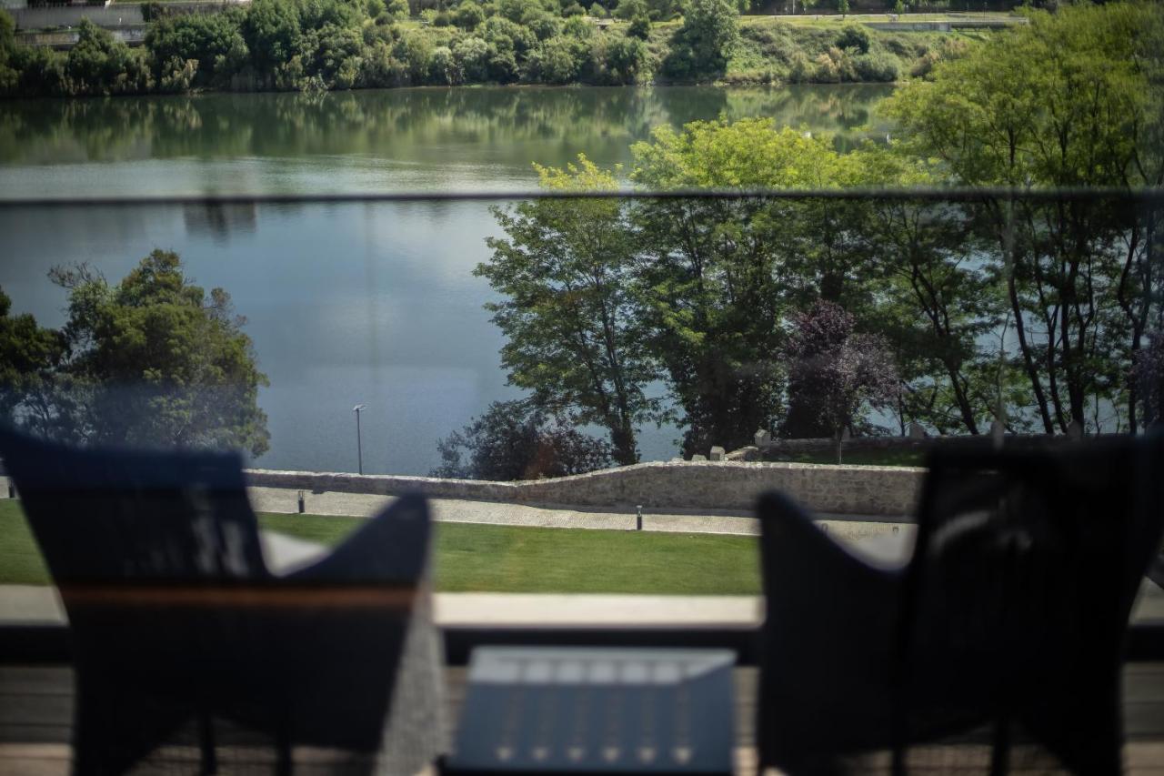 Vinha Boutique Hotel - The Leading Hotels Of The World Vila Nova de Gaia Exterior foto View of the river from the hotel