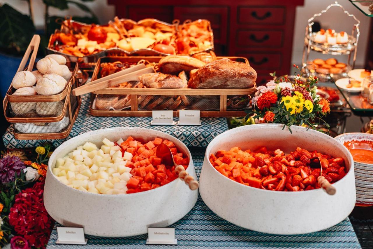 Vinha Boutique Hotel - The Leading Hotels Of The World Vila Nova de Gaia Exterior foto A buffet at a hotel